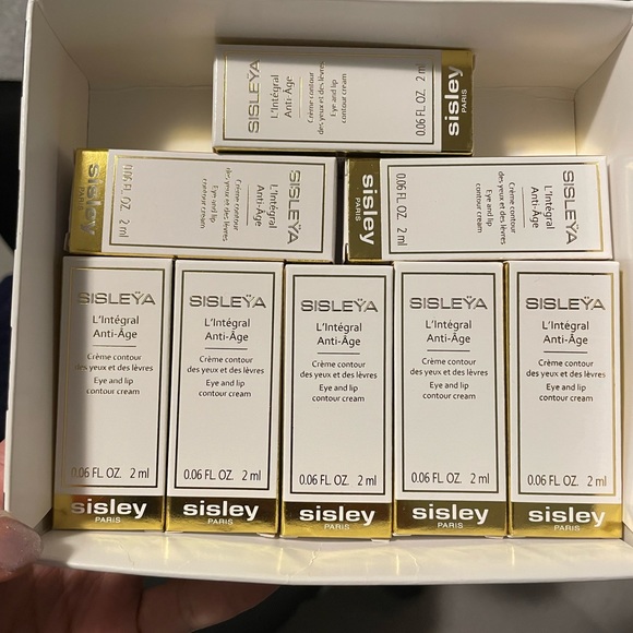 Sisley Sisleya L’integral Eye and Lip Contour Cream 8x2ml - Picture 2 of 2